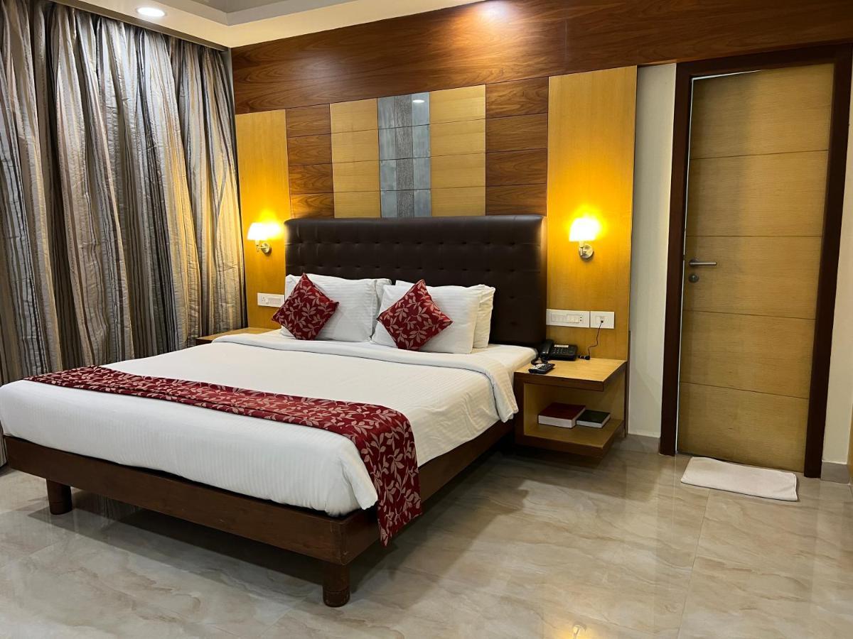 Anukulas Residency - Vellore Luaran gambar