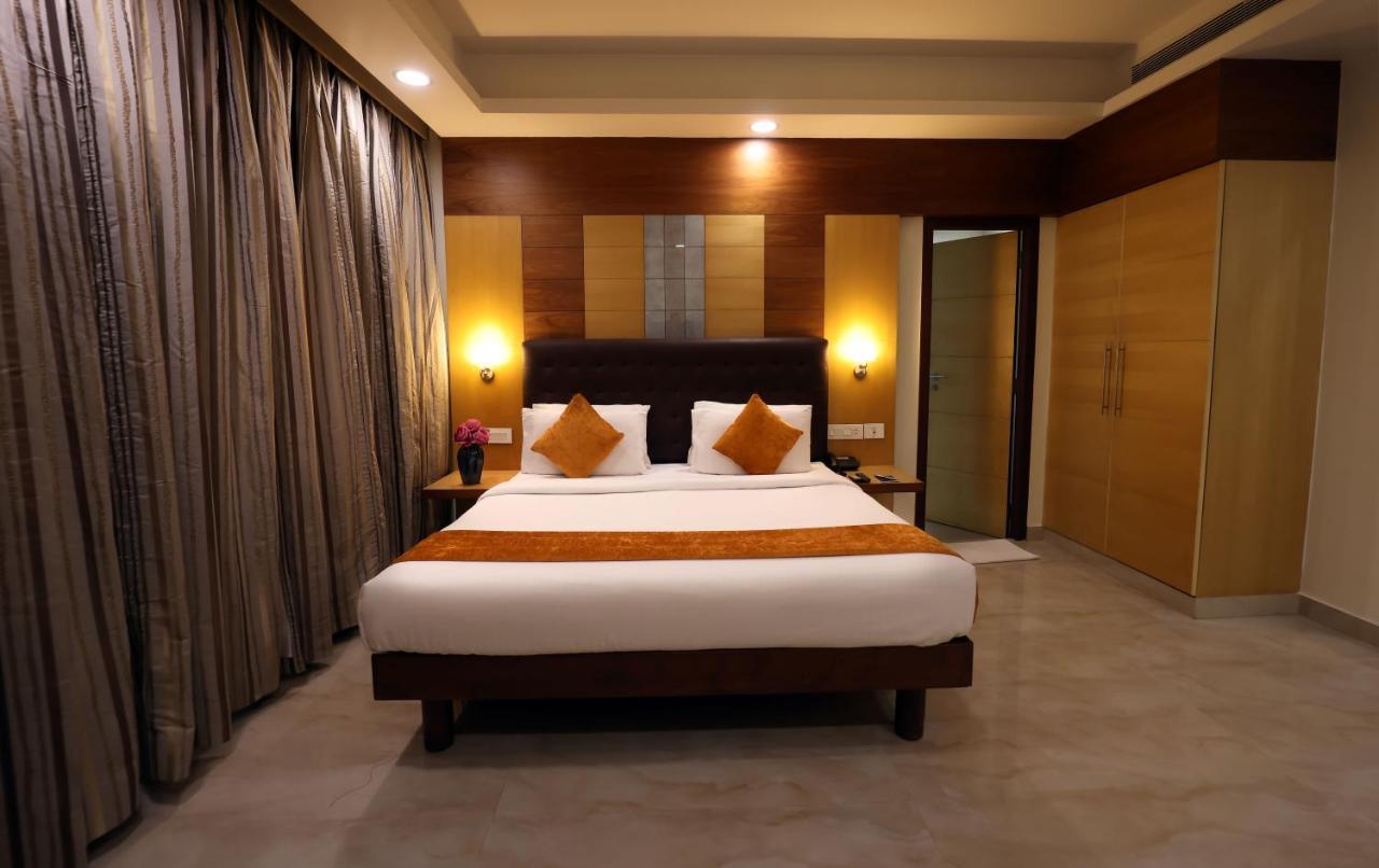 Anukulas Residency - Vellore Luaran gambar